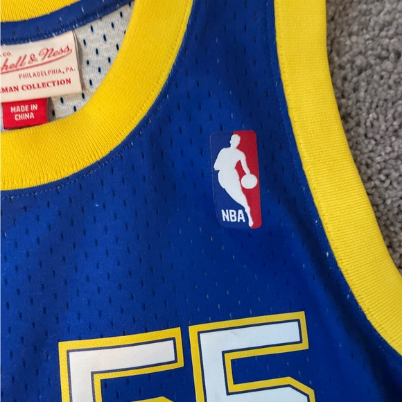 Dikembe Mutombo Jersey - Picture 8 of 8